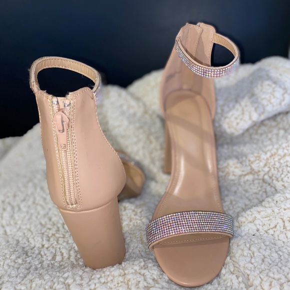 Blocked Rhinestone Heel - Picture 3 of 4